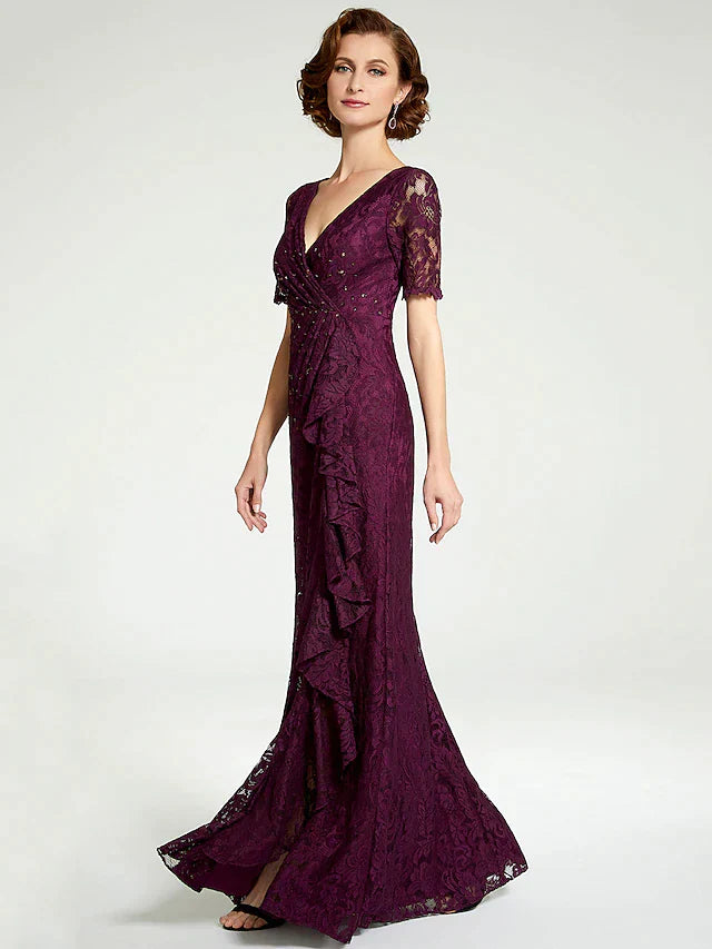 Sheath / Column Mother of the Bride Dress V Neck Floor Length Lace Short Sleeve with Lace Beading