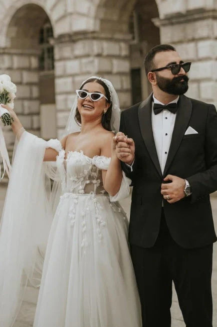 Wedding Dress Off The Shoulder A Line Lace Tulle Bridal Dress Floor Length Elegant