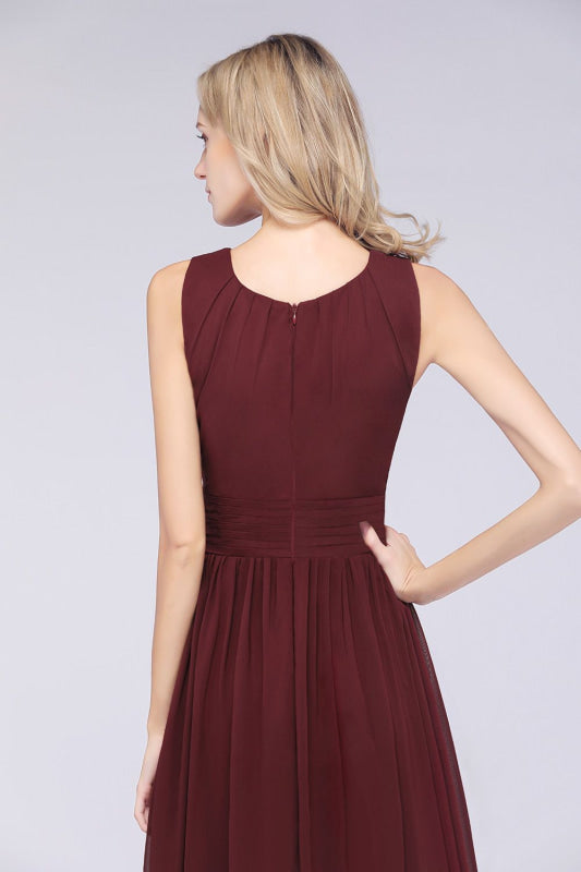 Modest Sleeveless Burgundy Bridesmaid Dresses with Ruffles