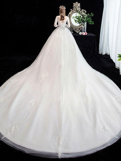 New White Wedding Dress Ball Gown Cathedral Train Jewel Neck 3/4 Length Sleeves Natural Waist Applique Satin Fabric Bridal Dresses