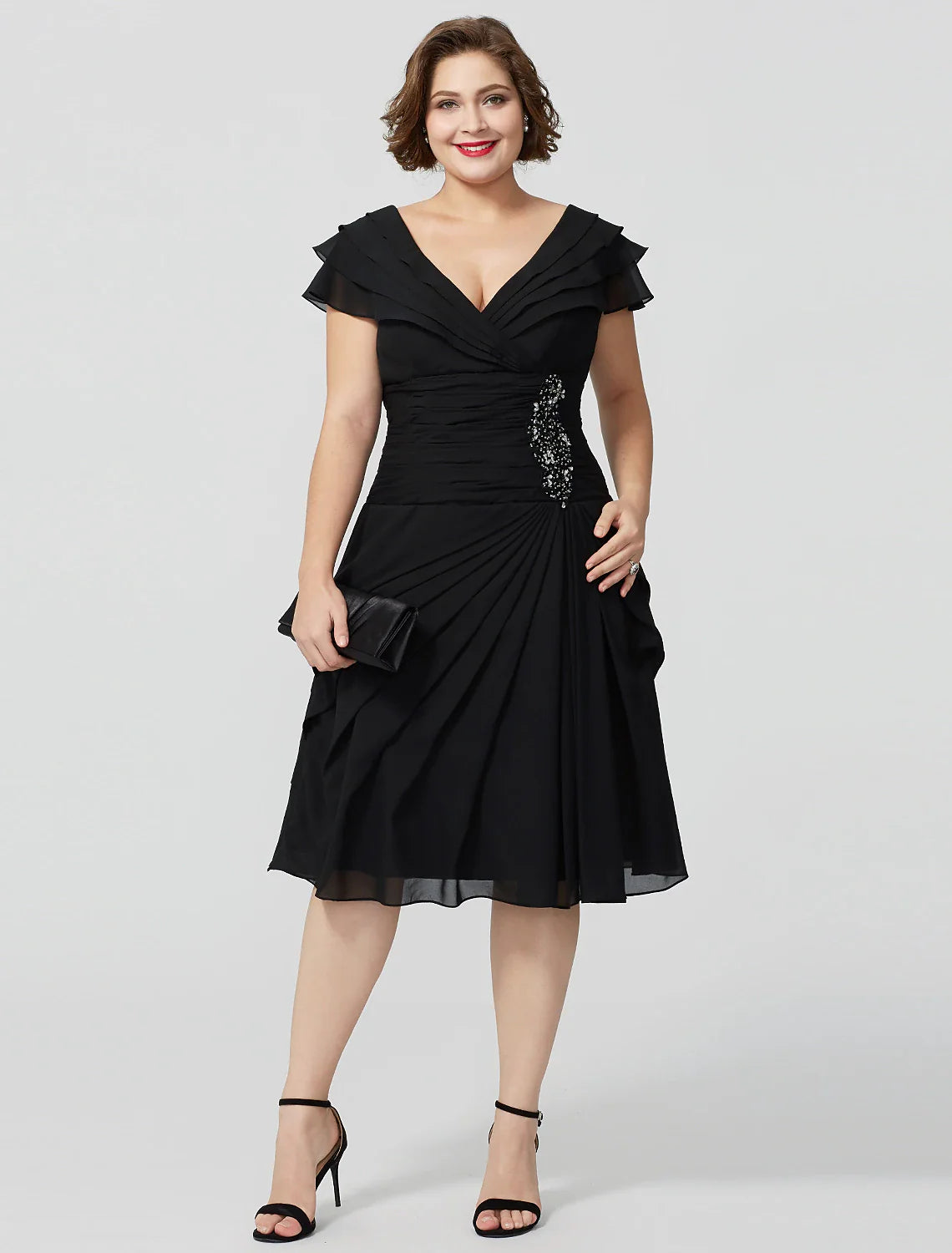 Aimishang A-Line Mother of the Bride Dress Plus Size Elegant Sexy V Neck Knee Length Chiffon Short Sleeve No with Beading Tiered