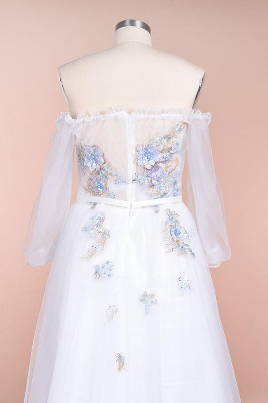 Off-the-Shoulder Appliques Tulle Wedding Dress