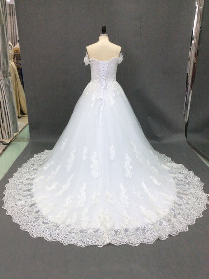 Off The Shoulder Ball Gown Wedding Dress Short Sleeve With Train