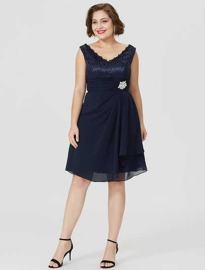 Aimishang A-Line Mother of the Bride Dress Classic & Timeless Plus Size Wrap Included V Neck Knee Length Chiffon Lace Sleeveless yes with Ruched Crystal Brooch