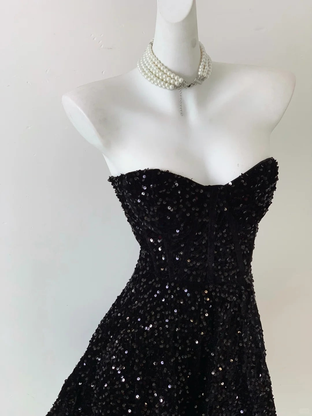 Vintage Black Strapless Sequin A-line Sweetheart Party Dresses Homecoming Dresses, HZ1024