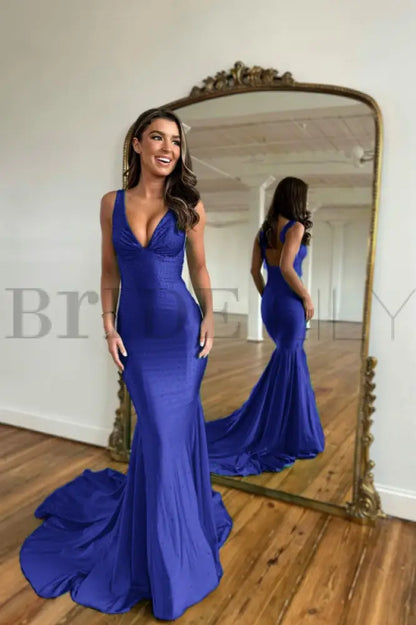 Green Prom Dress Mermaid V Neck Long Evening Dress with Beadings