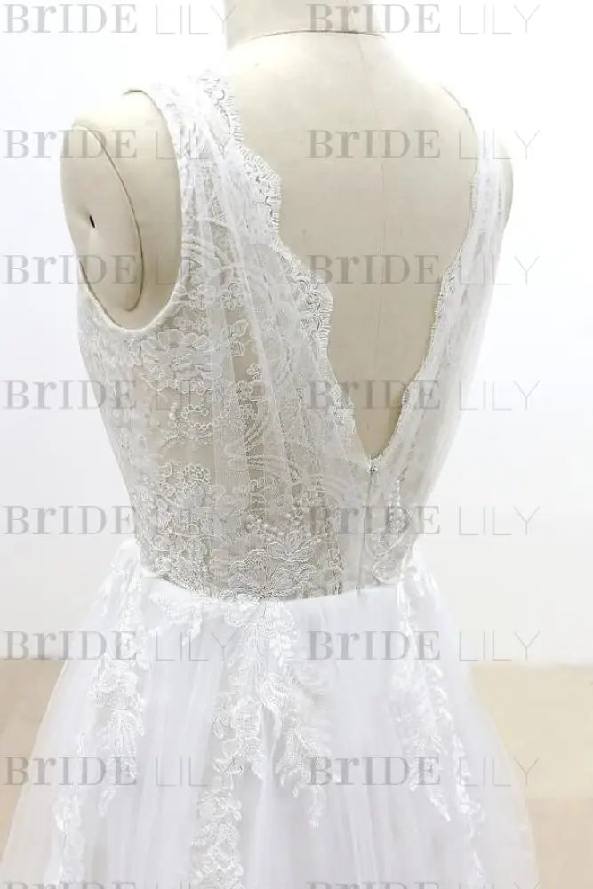 Ruffle V-neck Appliques Tulle A-line Wedding Dress