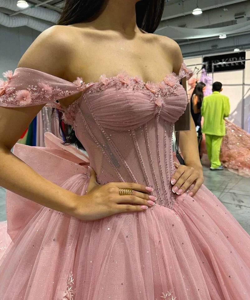 Gorgeous Pink Sweetheart Applique Off-the-shoulder Sweet 16 Quinceanera A-Line Prom Dress Birthday Dress Evening Dress Ball Gown HZ1024