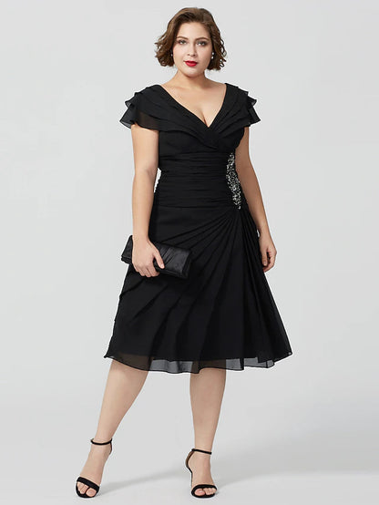 A-Line Mother of the Bride Dress Plus Size Elegant Sexy V Neck Knee Length Chiffon Short Sleeve No with Beading