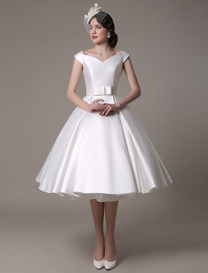 Short Ivory Wedding Dresses Satin Knee Length Bow Sash Retro Bridal Dress