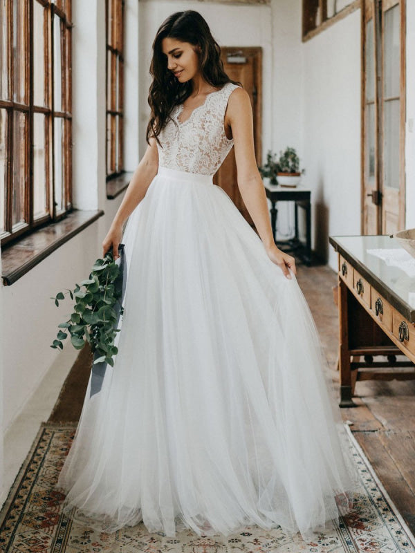 Simple Wedding Dress Tulle A Line V Neck Sleeveless Lace Floor Length Bridal Dresses