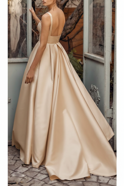 Square Neck Vintage Wedding Dresses Sleeveless Satin Court Train Sash Bridal Dress