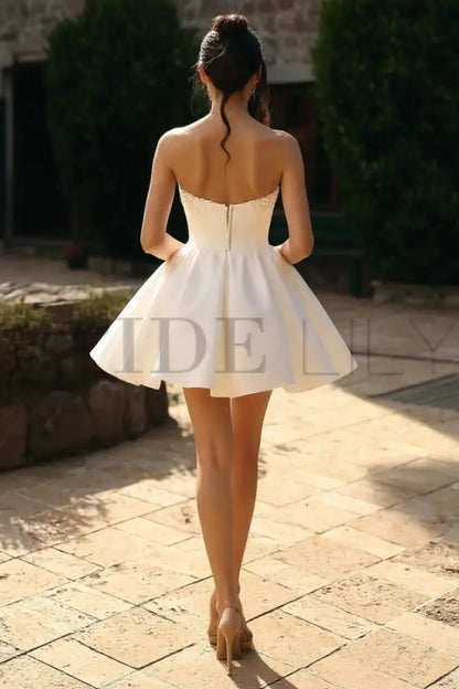Sweetheart Short Aline Wedding Dress Sleeveless Satin Bridal Dress