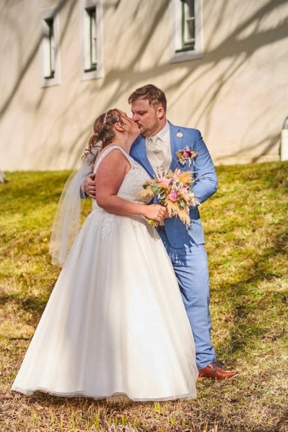 Tulle Aline Wedding Dress Plus Size Bridal Dress Lace Appliques