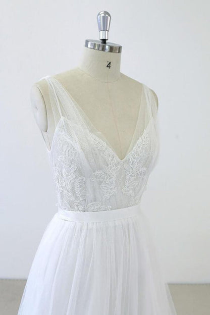 V-neck Ruffle Applqiues Tulle A-line Wedding Dress