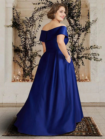 A-Line Mother of the Bride Dress Plus Size Elegant V Neck Sweep / Brush Train Satin Short Sleeve