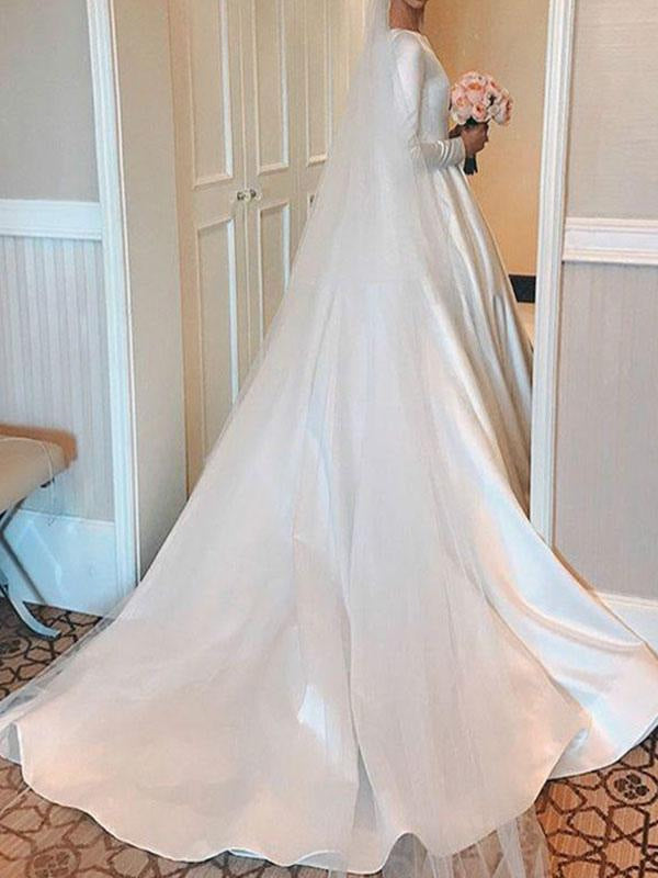 Long Sleeves Vintage Wedding Dress Jewel Neck Satin Chapel Train Pleated Bridal Dress
