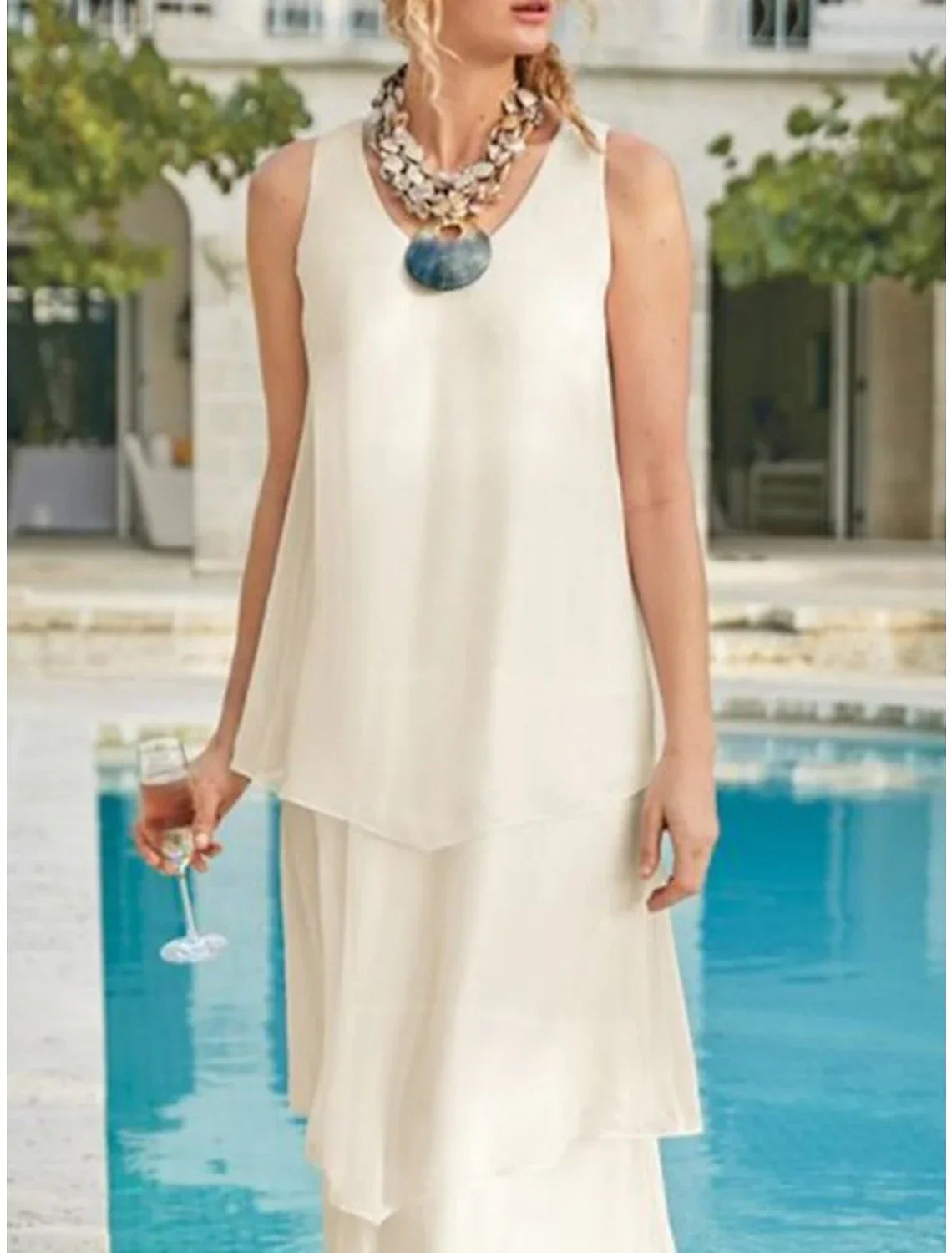 Sheath / Column Mother of the Bride Dress Wedding Guest Elegant Simple V Neck Ankle Length Chiffon Sleeveless with Tier Solid Color