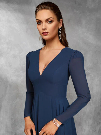 A-Line Mother of the Bride Dress Vintage Elegant V Neck Floor Length Chiffon Long Sleeve with Ruffles Ruching