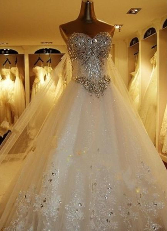 Lace Applique Wedding Dresses Strapless Sweetheart Bridal Gown Beaded with Cathedral Train