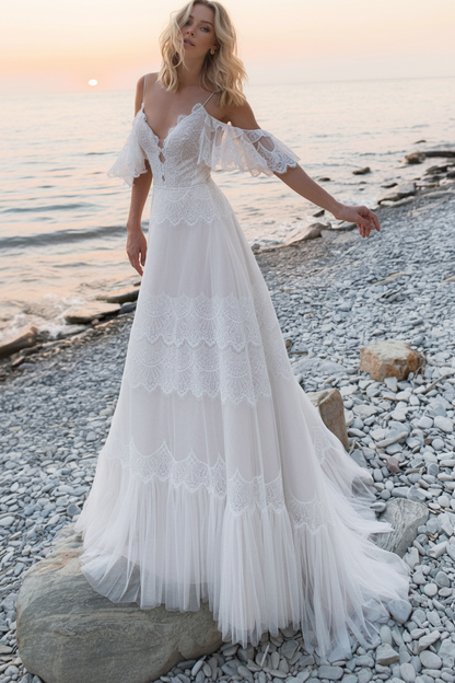 Deep V Neck A Line Boho Wedding Dresses Lace Short Sleeve Bridal Gown With Sweep Train