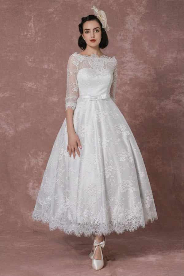 Vintage Champagne Lace Wedding Dress Bateau Neck Half Sleeve Tea Length Bridal Gown