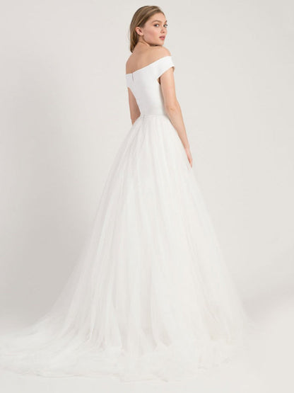 White Simple Wedding Dress A-Line Bateau Neck Off-Shoulder Sleeveless Pleated Tulle Bridal Dresses