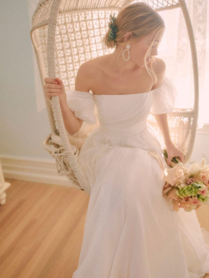 White Simple Wedding Dress A-Line Off The Shoulder Chiffon Strapless Long Bridal Dresses