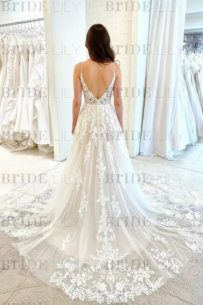 White Tulle V Neck Lace Aline Wedding Dress with Appliques