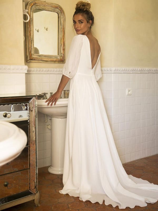 3/4 Sleeves White Wedding Dresses A Line Floor Length Pleated V Neck Bridal Dresses