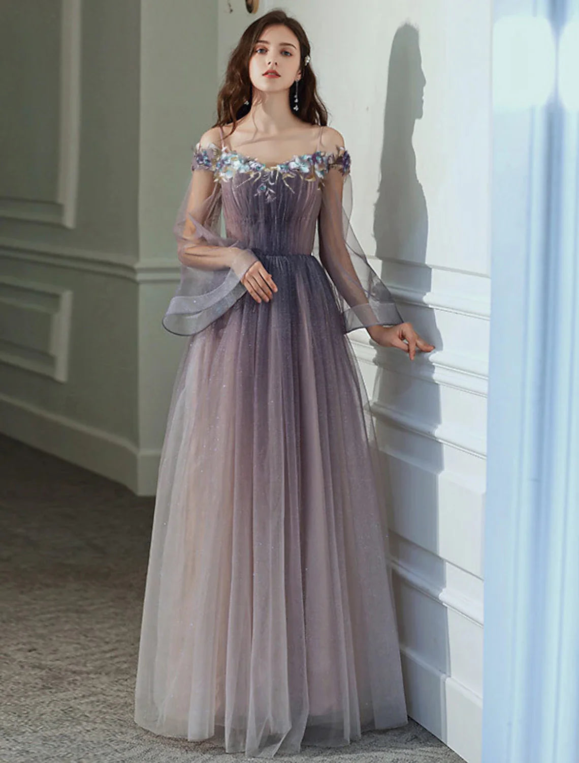 Aimishang A-Line Minimalist Elegant Party Wear Prom Dress Off Shoulder Long Sleeve Floor Length Tulle with Appliques